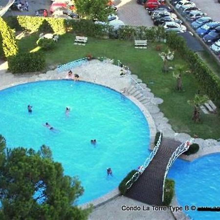 Lignano Sabbiadoro With Pool Apartamento Exterior foto