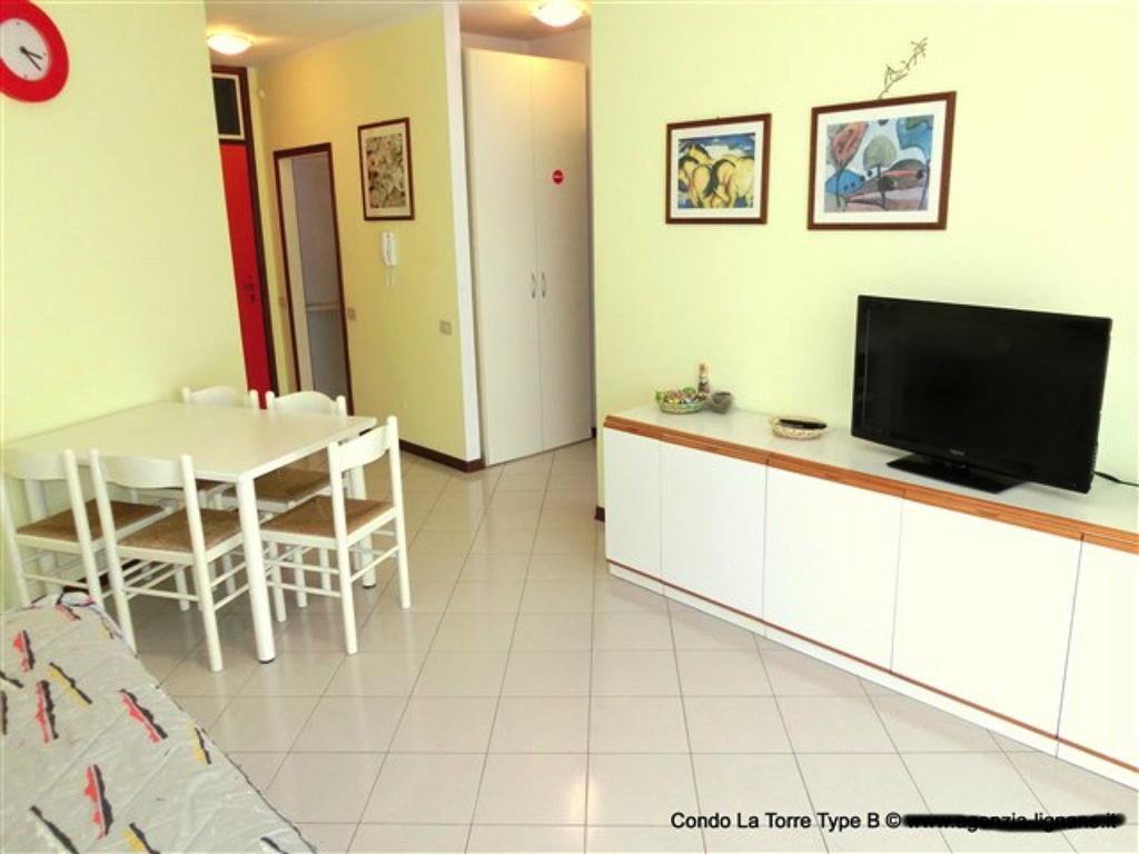 Lignano Sabbiadoro With Pool Apartamento Exterior foto